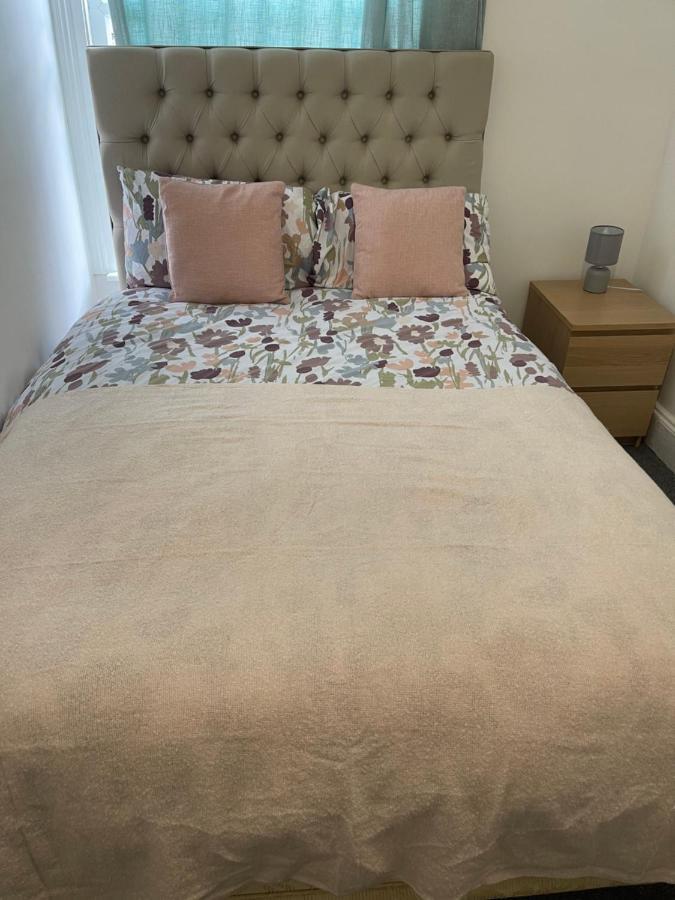 Проживание в семье In Gloucester Road 4 Бристоль
